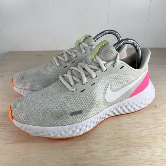 Nike Women's Revolution 5 BQ3207-007 White Running Shoes Sneakers Size 8 - Picture 3 of 9